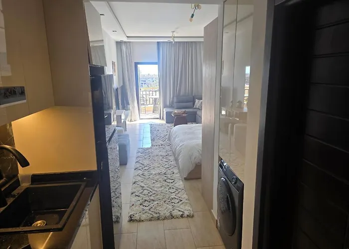 Luxury S & Pool View,
