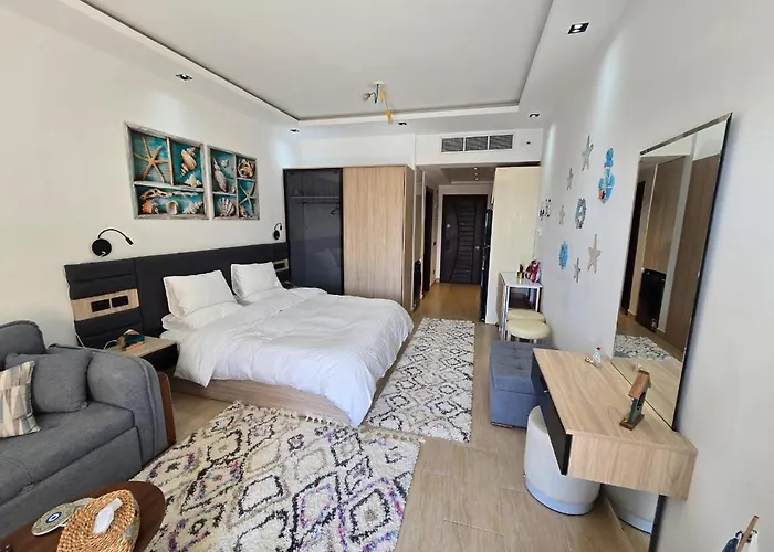 Luxury S & Pool View, Hurghada